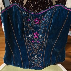 Kathryn Dianos Exquisite Velvet Embroidered Beaded Corset Size 4